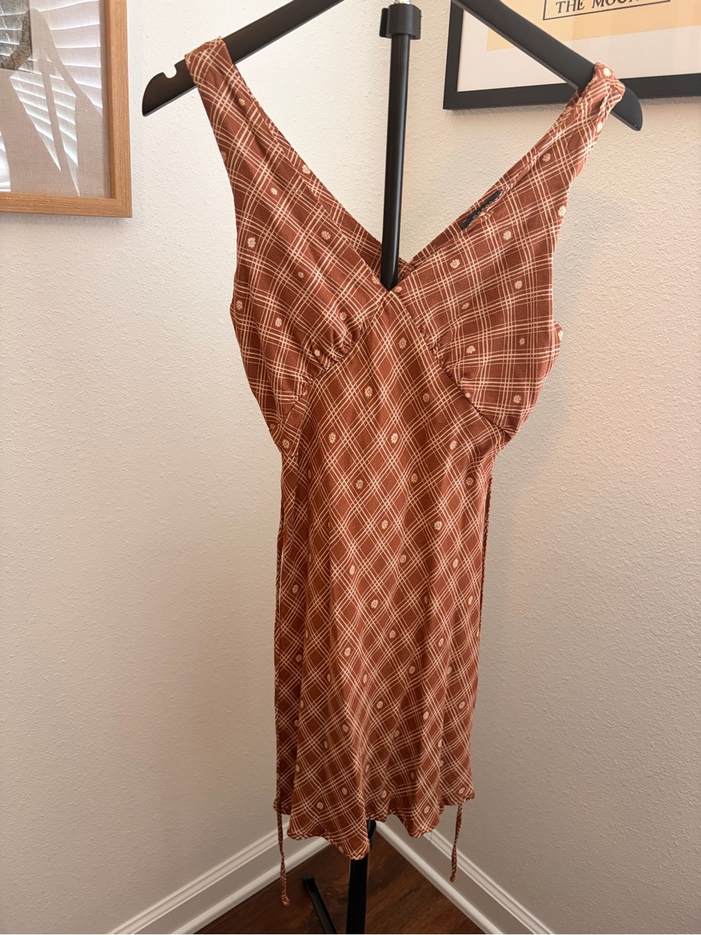 Wild Fable Rust Patterned V-Neck Women’s Dress